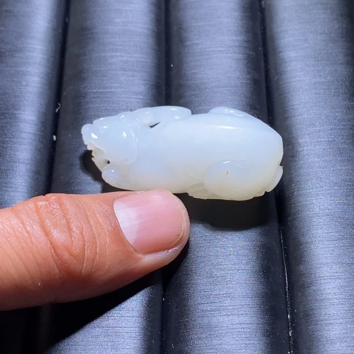 和田玉未镶嵌吊坠(不含链)