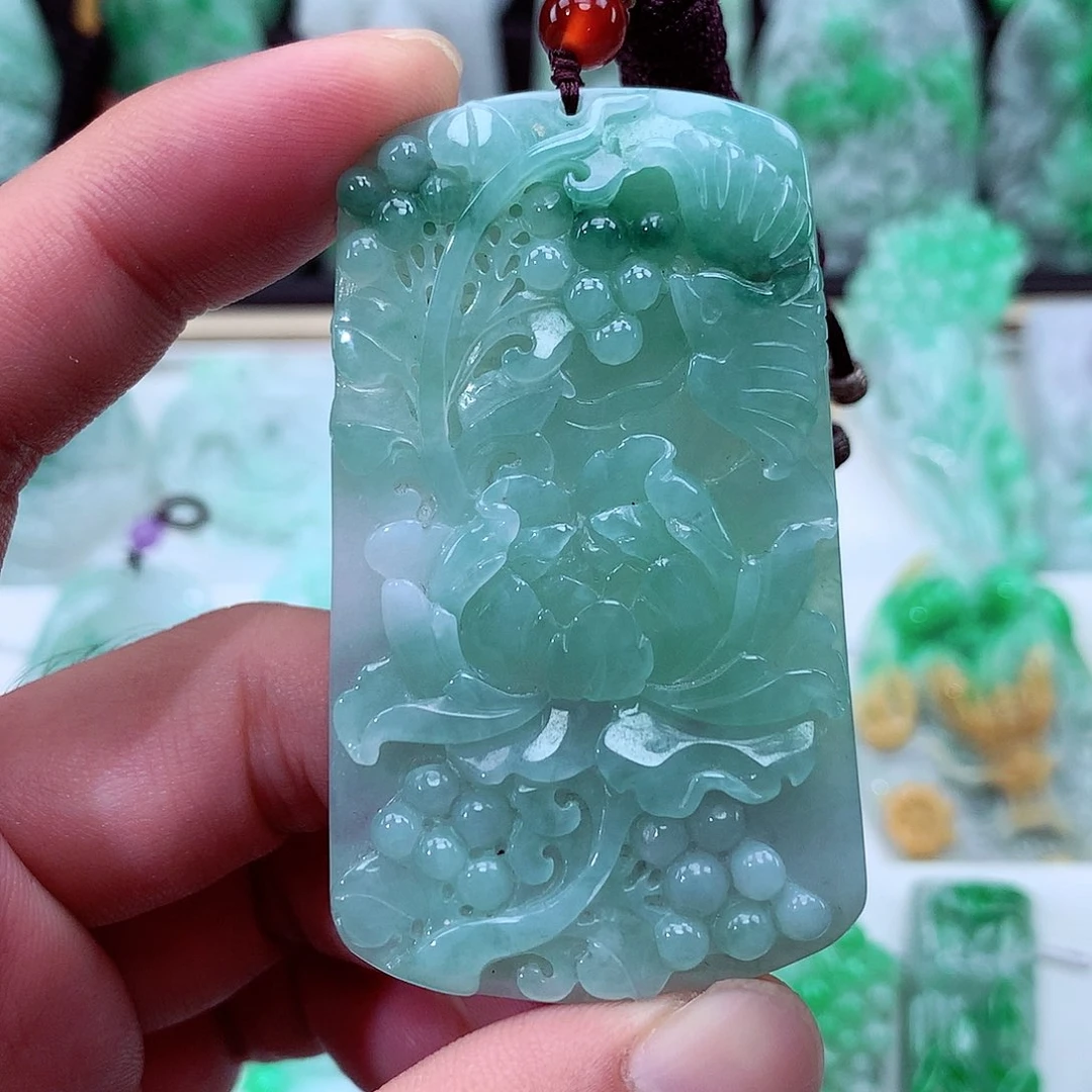 翡翠未镶嵌颈饰翡翠吊坠
