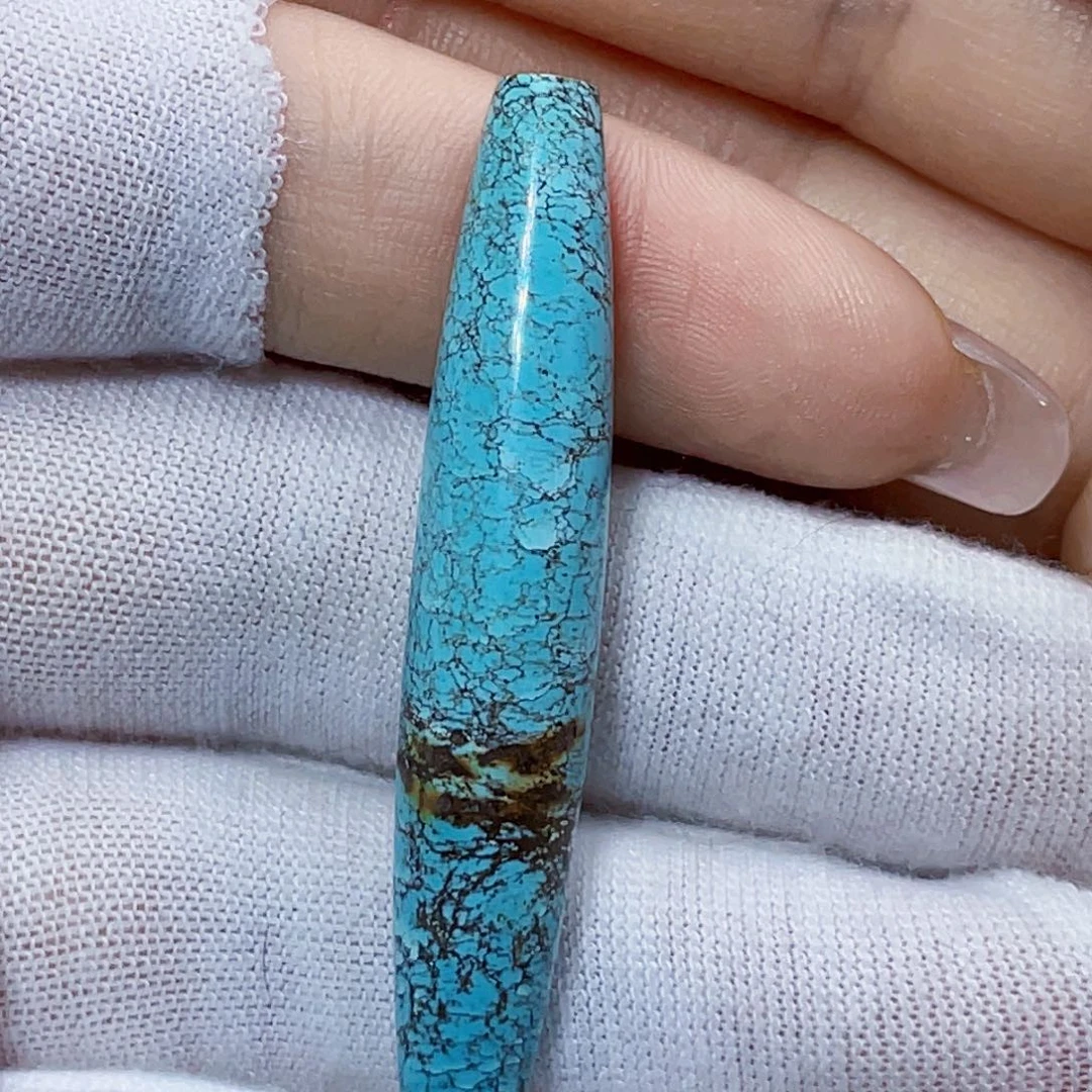 绿松石未镶嵌饰品