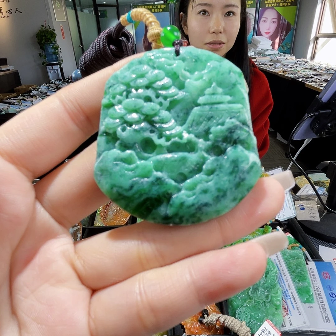 颈饰未镶嵌翡翠一