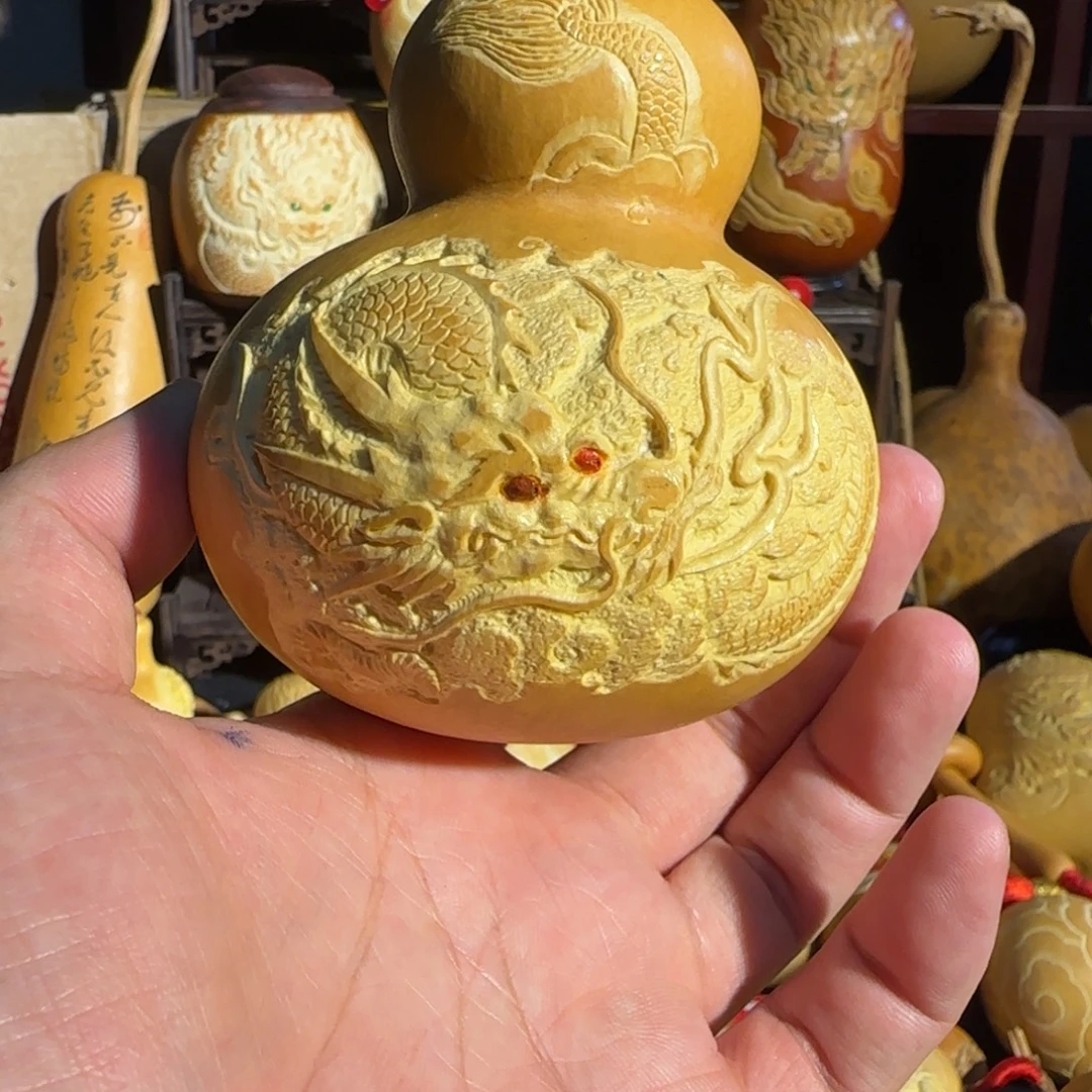 有机玻璃葫芦龙雕刻