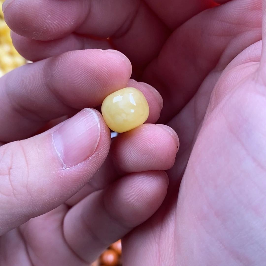 稀***丶蜜蜡未镶嵌裸石配饰