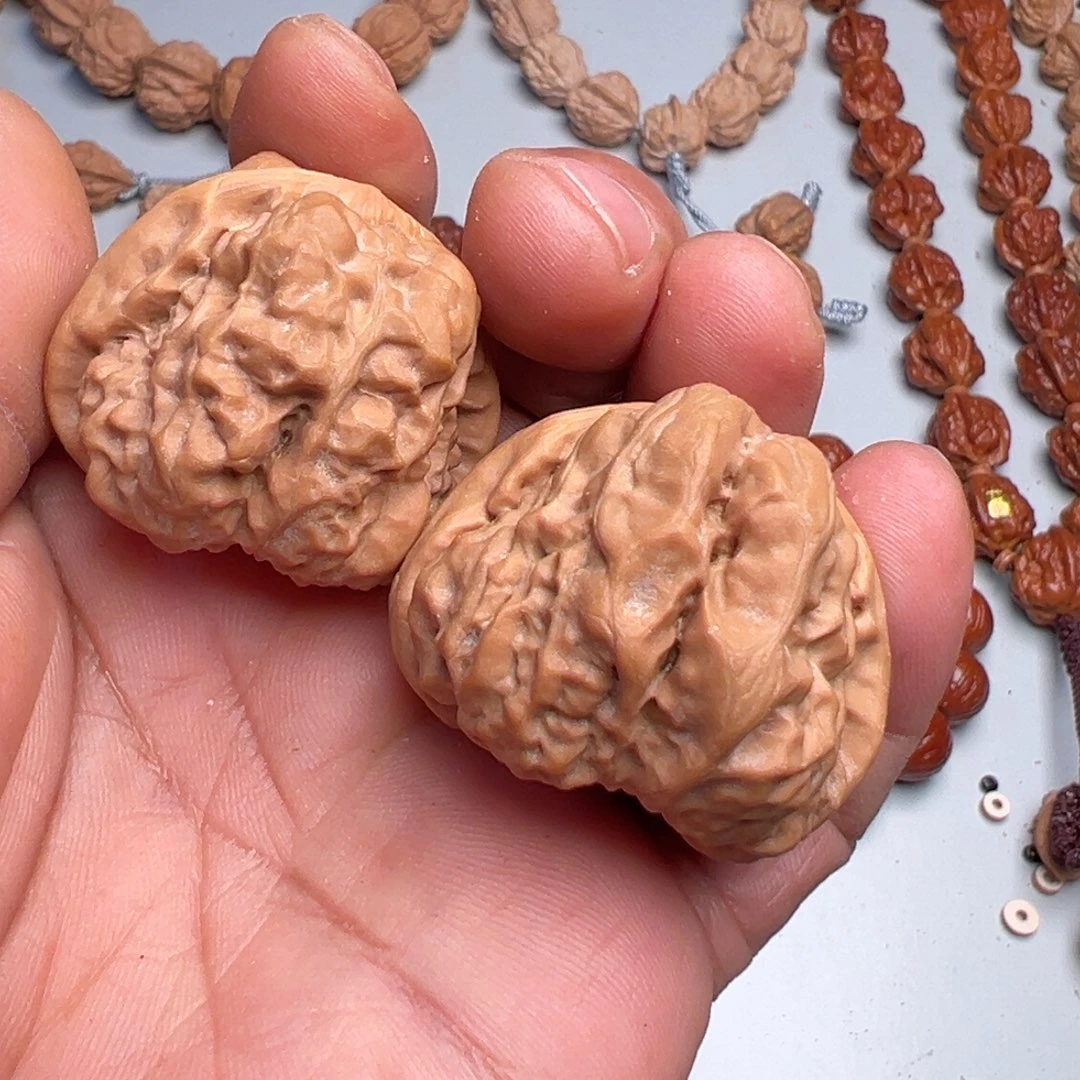 吊坠猴头核桃金蟾35/40