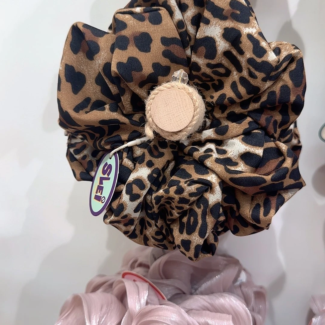 布艺非金属豹纹发圈