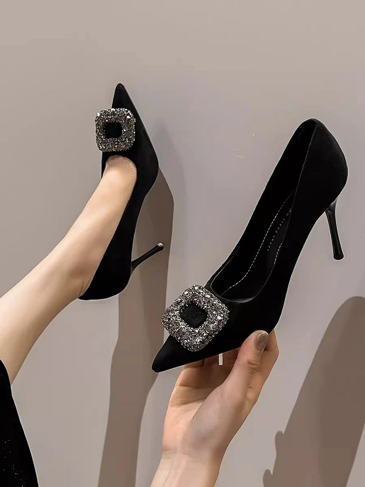 轻奢方扣高跟鞋女细跟黑色工作鞋尖头单鞋2025秋季新款气质女神范