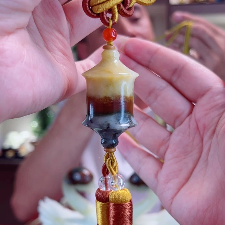 蛇纹石玉未镶嵌挂件