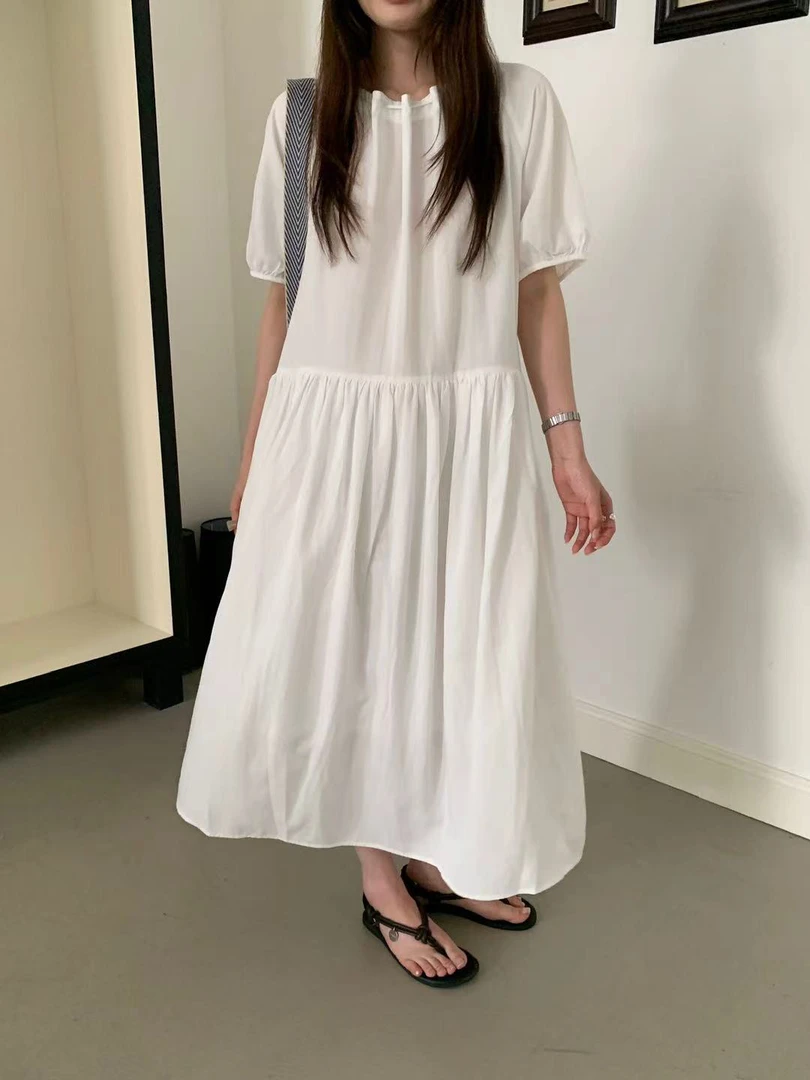 abow@82637 韩系极简风圆领宽松显瘦短袖连衣裙（裙长120）