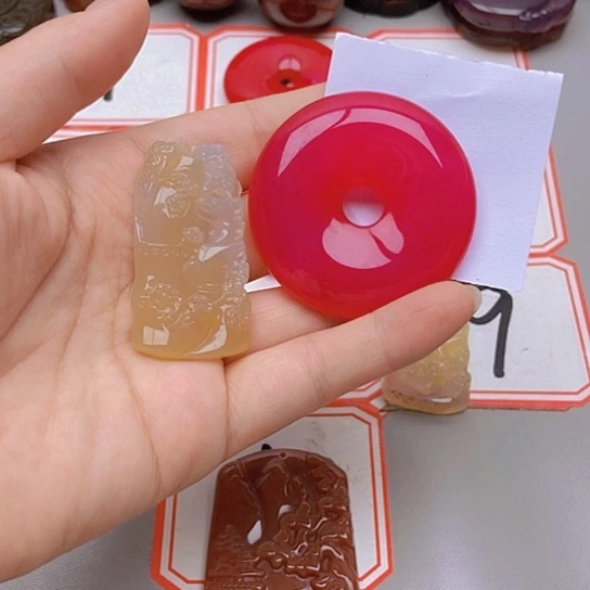 【闪购商品】玛瑙/玉髓未镶嵌珠宝半成品浅*