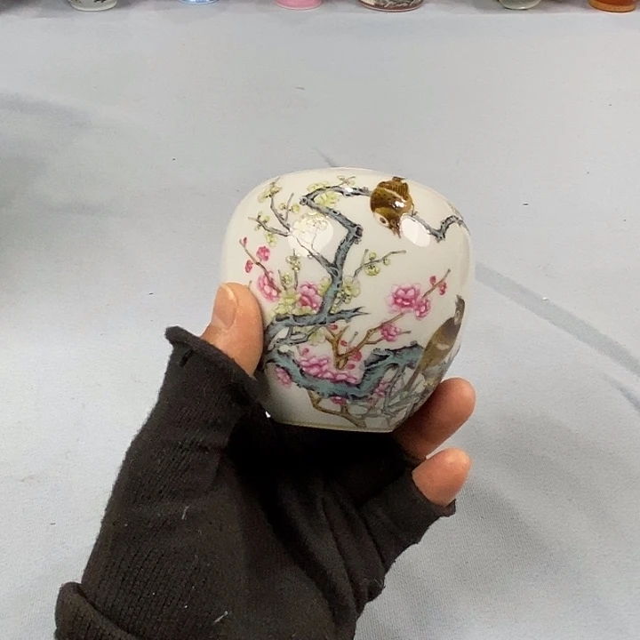 逍***子景德镇陶瓷工艺品