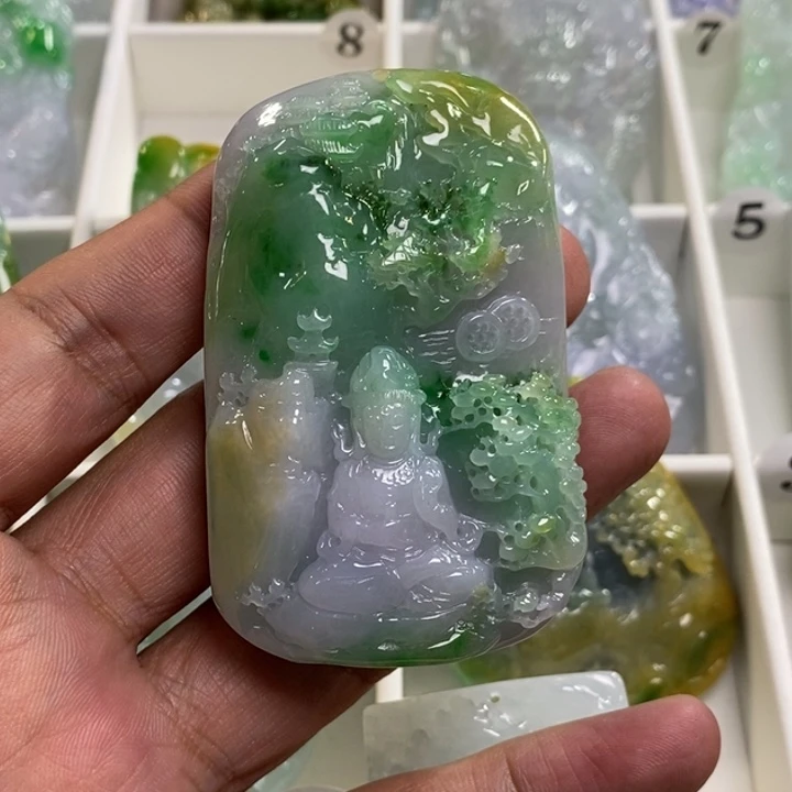 颈饰未镶嵌翡翠玫**星山水观音