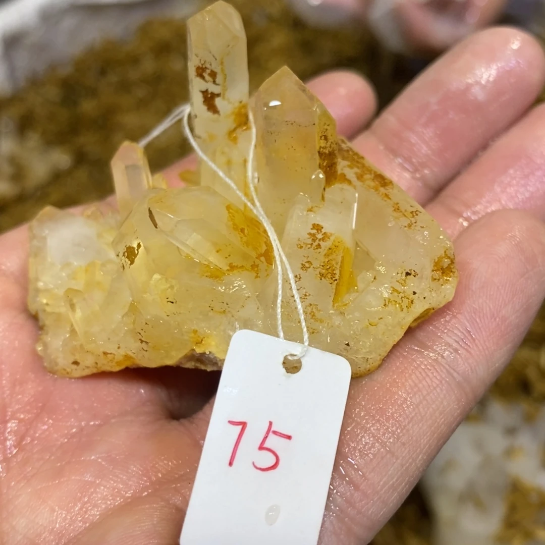 水晶原石摆件未镶嵌水晶