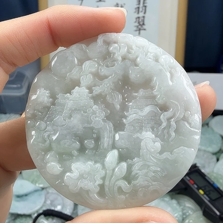 翡翠未镶嵌颈饰翡翠