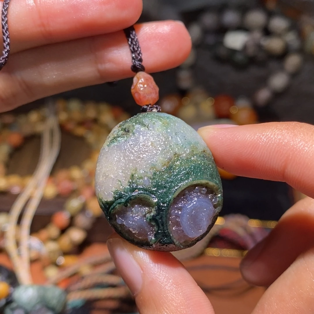 阿***红玛瑙/玉髓未镶嵌珠宝半成品