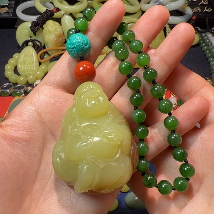 和田玉（黄玉）颈饰未镶嵌