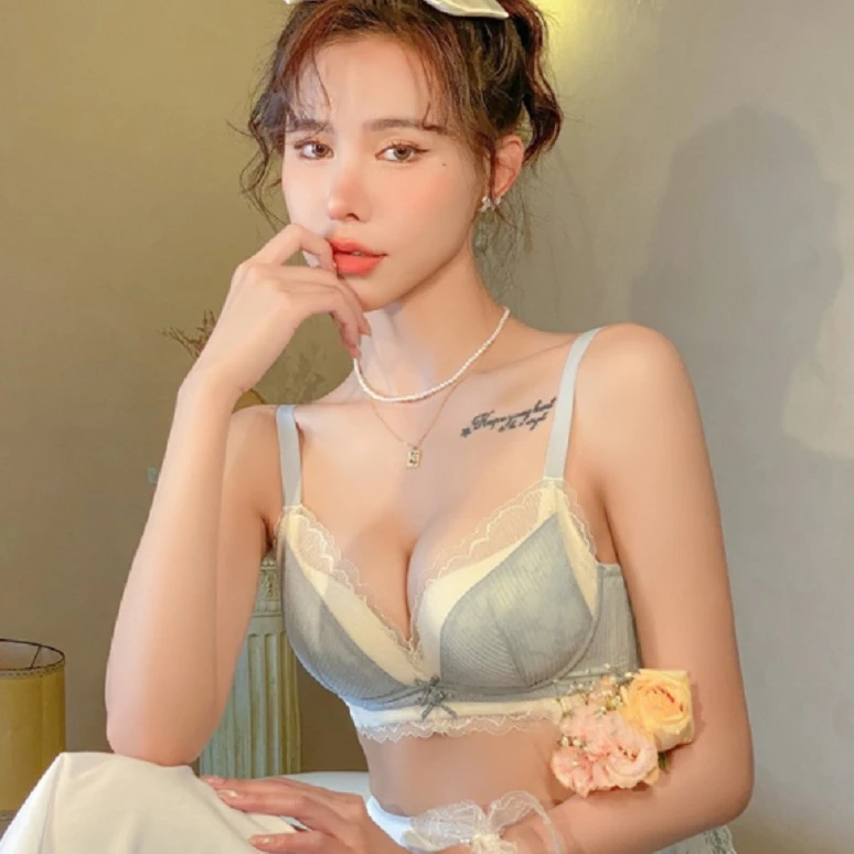 维多利亚内衣女小胸聚拢美背文胸套装调整型上托收副乳无钢圈罩罩