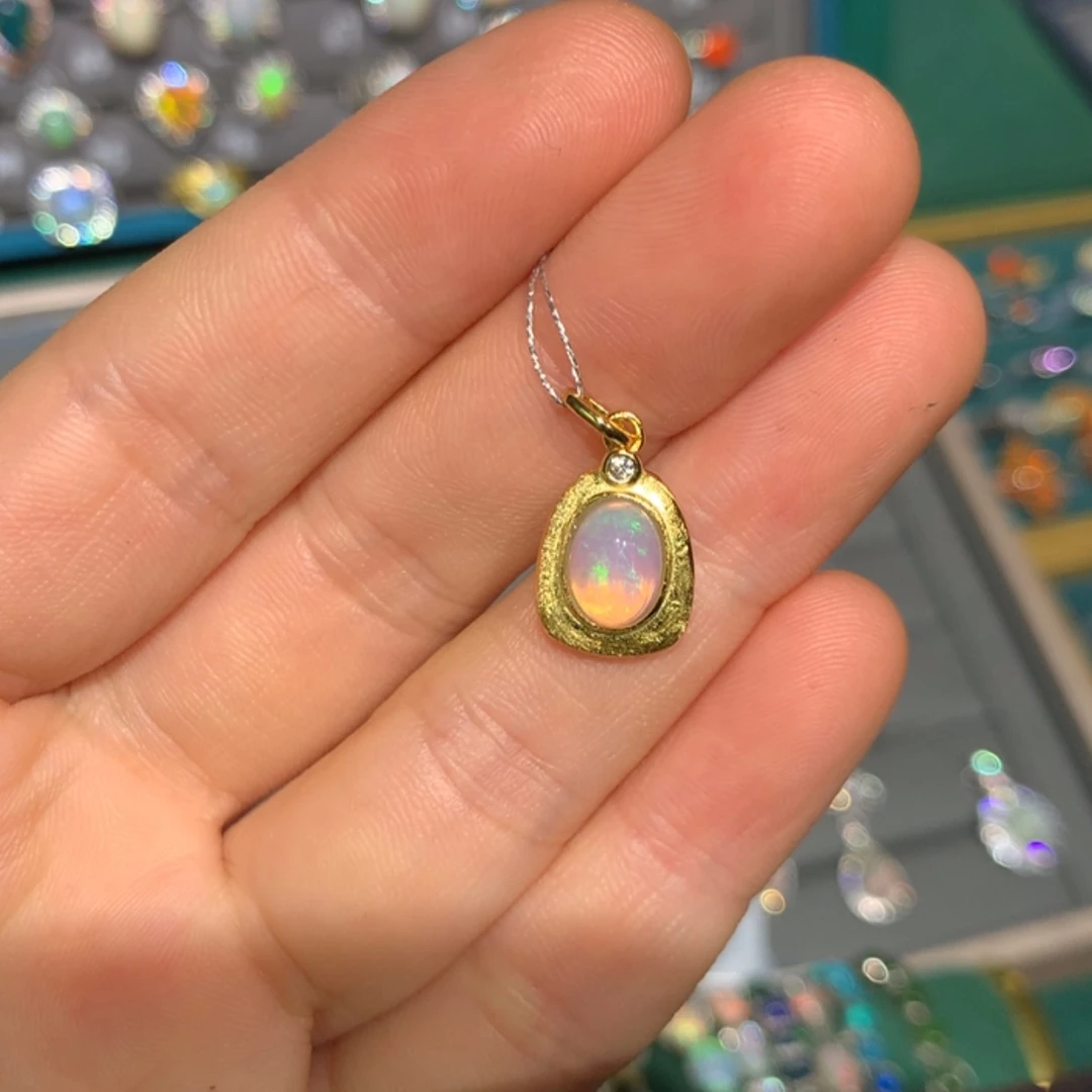 【闪购商品】银S925镶嵌欧泊欧泊吊坠z