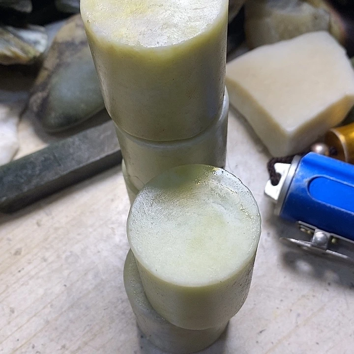 透闪石质玉珠宝半成品未镶嵌