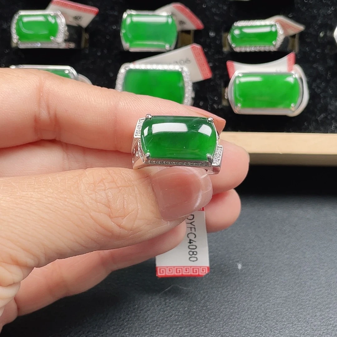 翡翠银S925镶嵌戒指没运费险编号4080