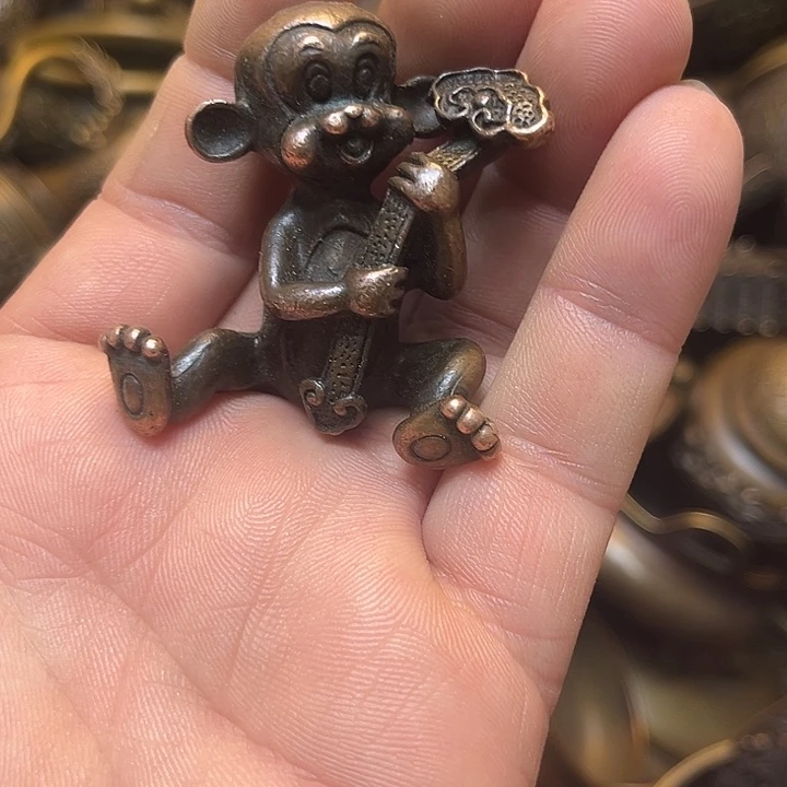 诚信经营精美铜器