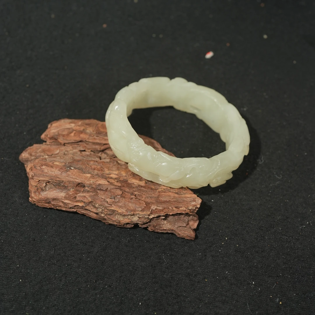 12.27香港王老板-和田玉手镯6z75