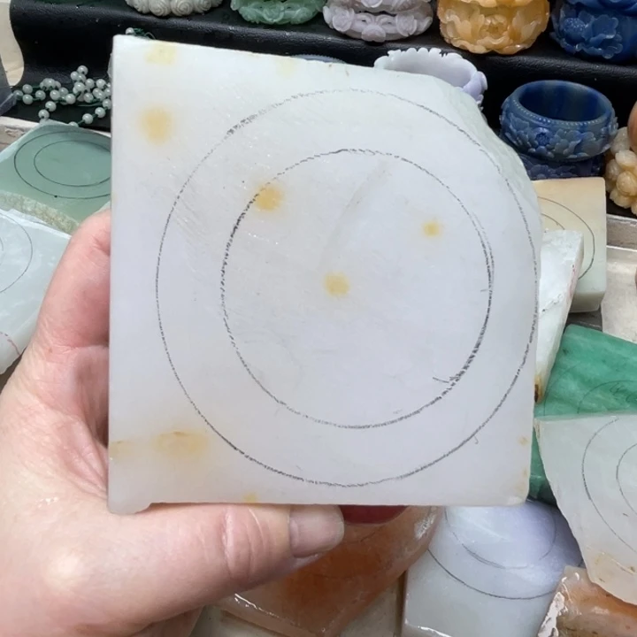 石英质玉未镶嵌珠宝半成品