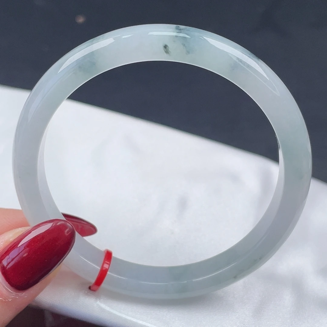 翡翠未镶嵌手镯55圈口