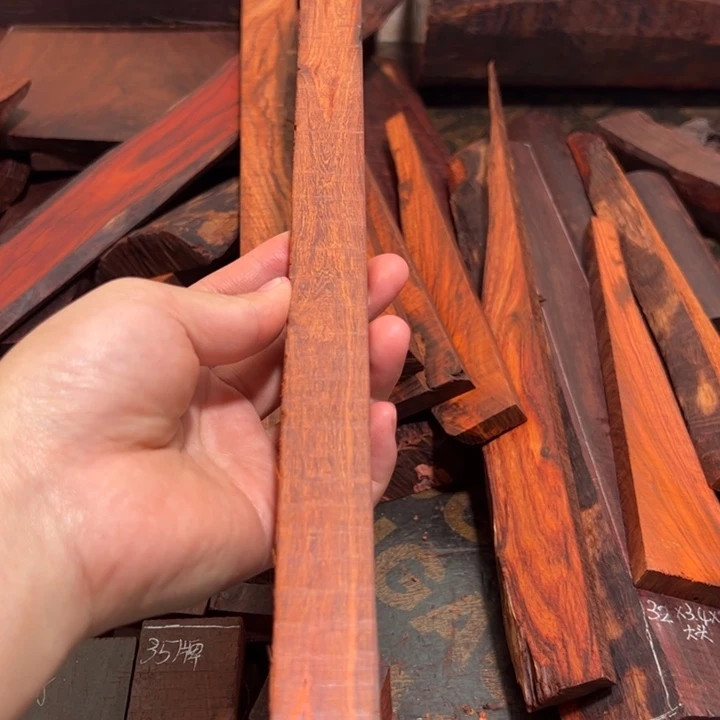 ぃ***ぅ檀香紫檀（小叶紫檀）边角料