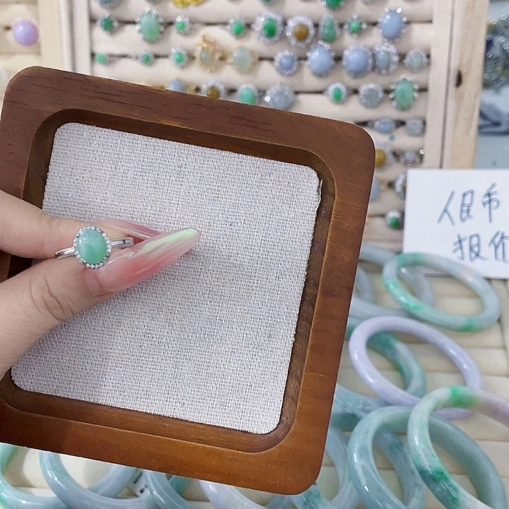 翡翠未镶嵌颈饰天然翡翠Ａ货