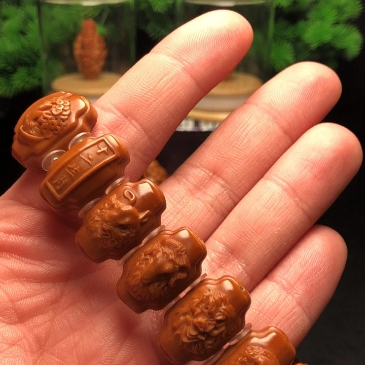 橄榄核吊坠橄榄核雕