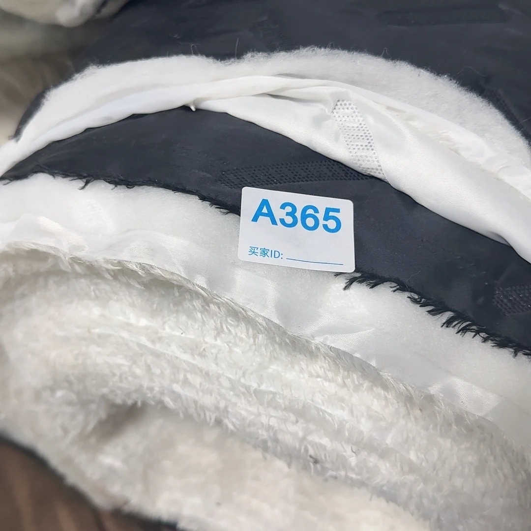 黑色3层面布12元2米365