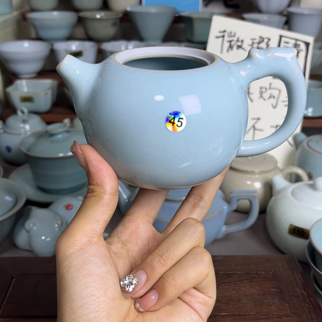摆件45哈哈哈哈哈哈哈没盖子