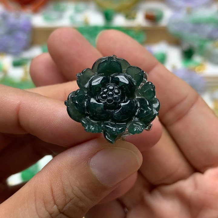颈饰未镶嵌翡翠翡翠