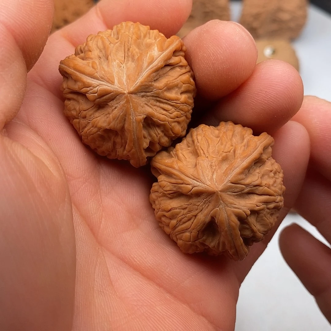 文玩核桃把件35三棱