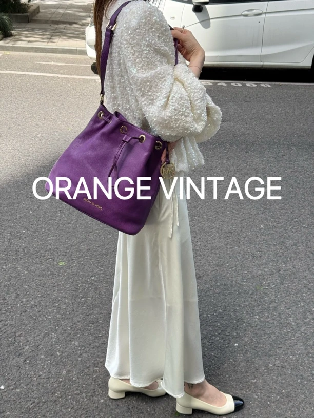 95新 MICHAELKORS/迈克高仕 mk 水桶挎包