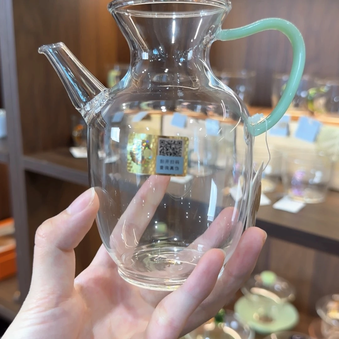 禾器昭然浅玉色。。。