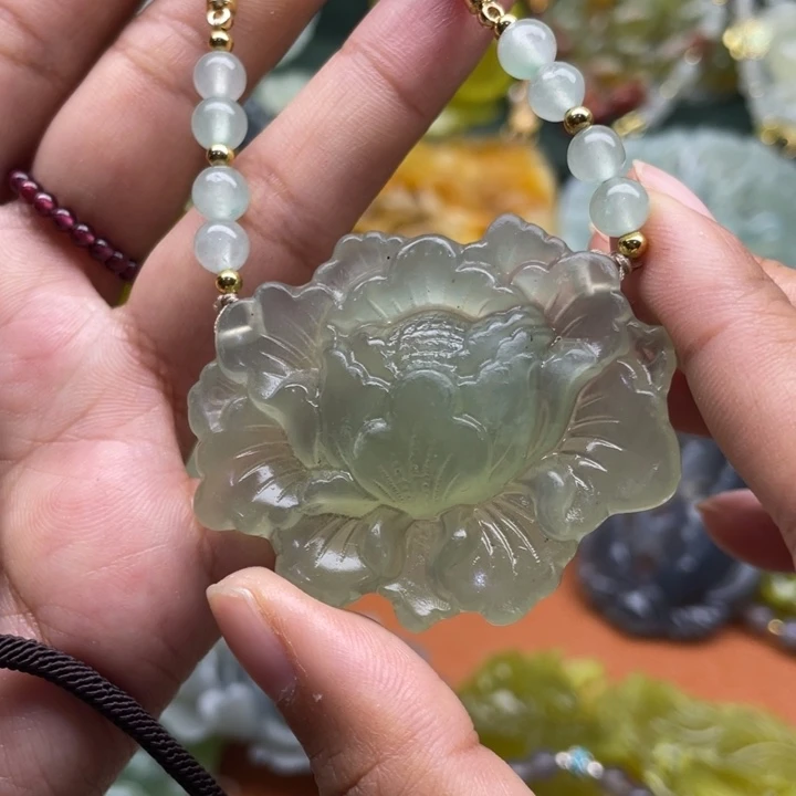 未镶嵌岫玉吊坠毛衣链锁骨链