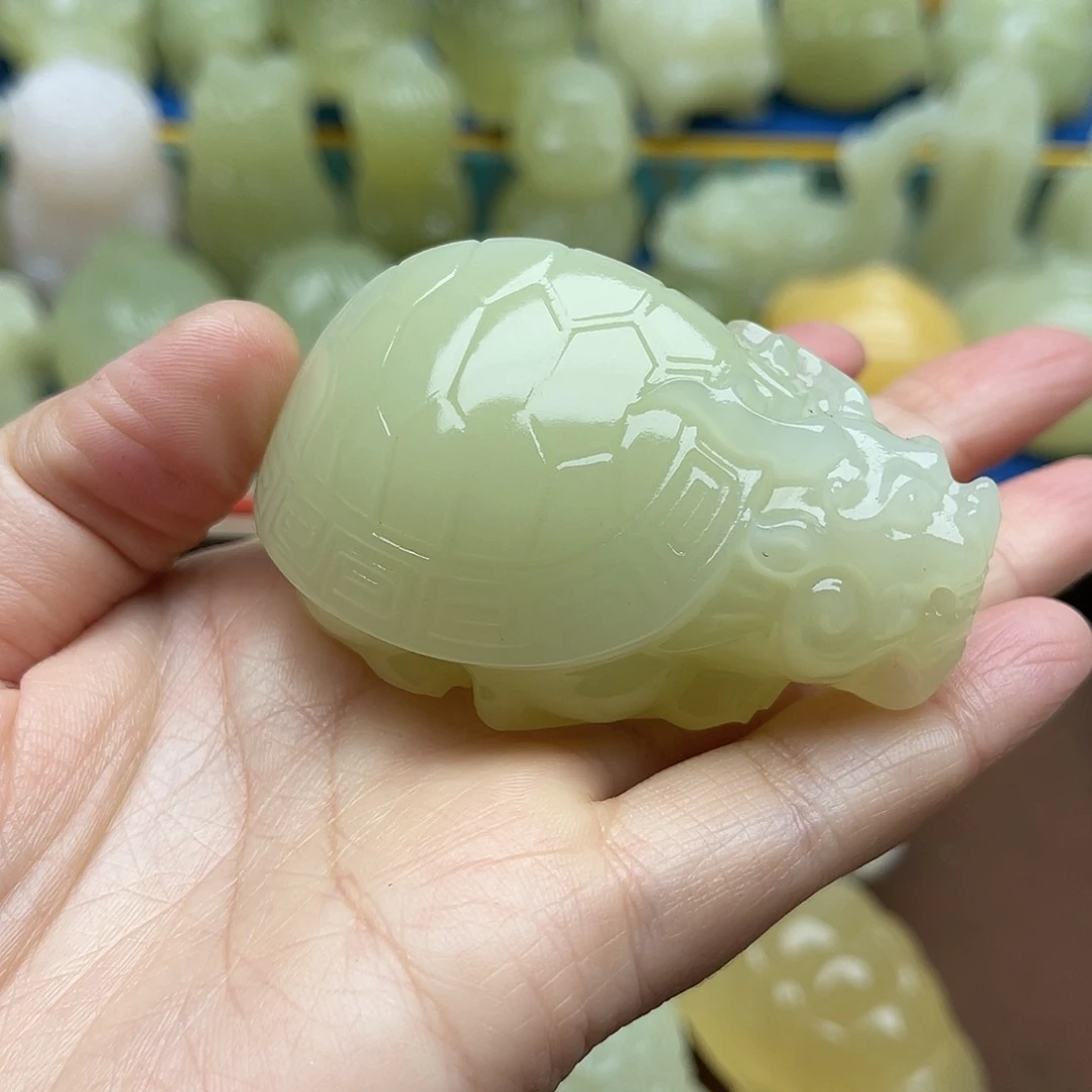 逸***奶玉天然桌面小摆件