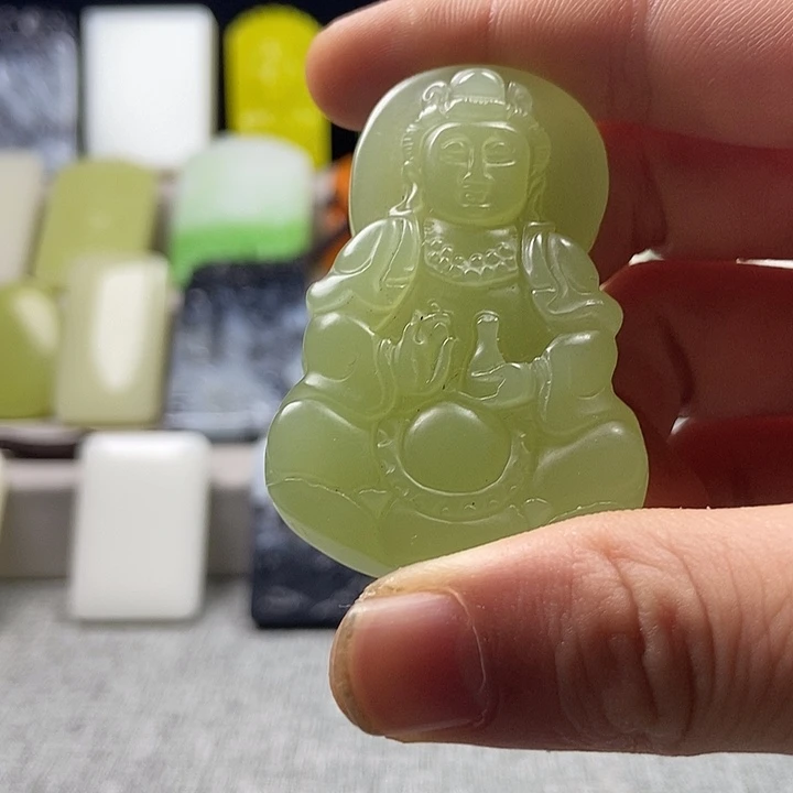 和田玉（糖玉）未镶嵌挂件