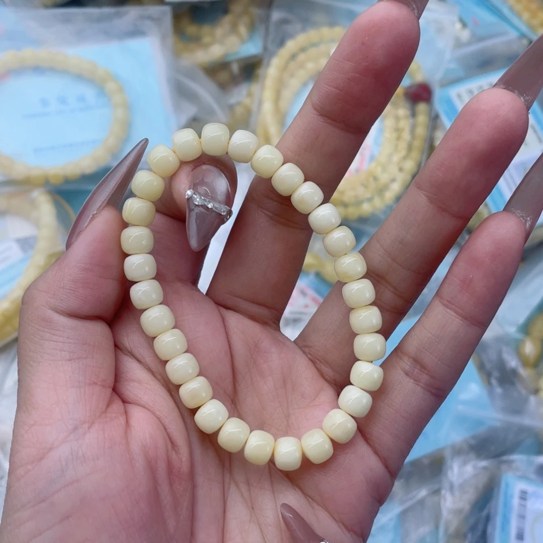 蜜蜡裸石未镶嵌蜜蜡53