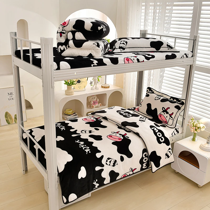 加厚卡通牛奶绒三件套保暖加绒被套学生上下铺寝室被罩床单防静电