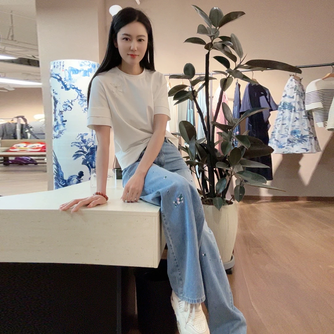 浒城古娘百搭国风时尚休闲绣花减龄高腰时尚百搭牛仔裤WG252006