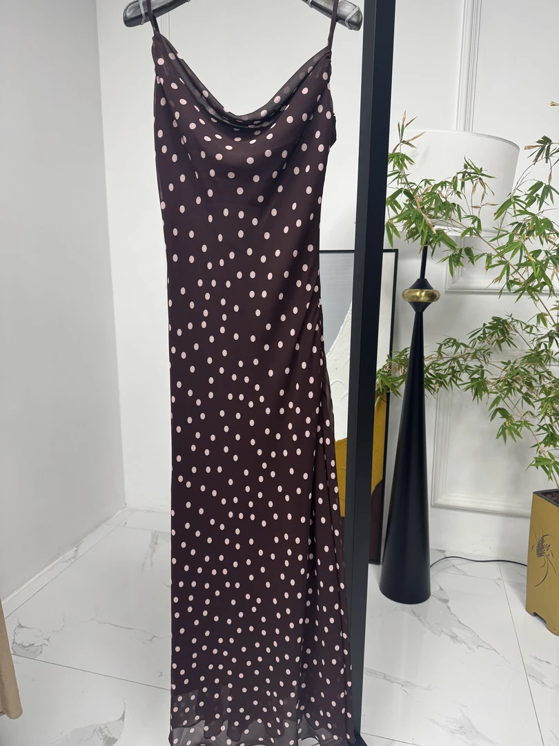 2506071春夏新款时尚波点收腰显瘦吊带连衣裙女中长款裙子