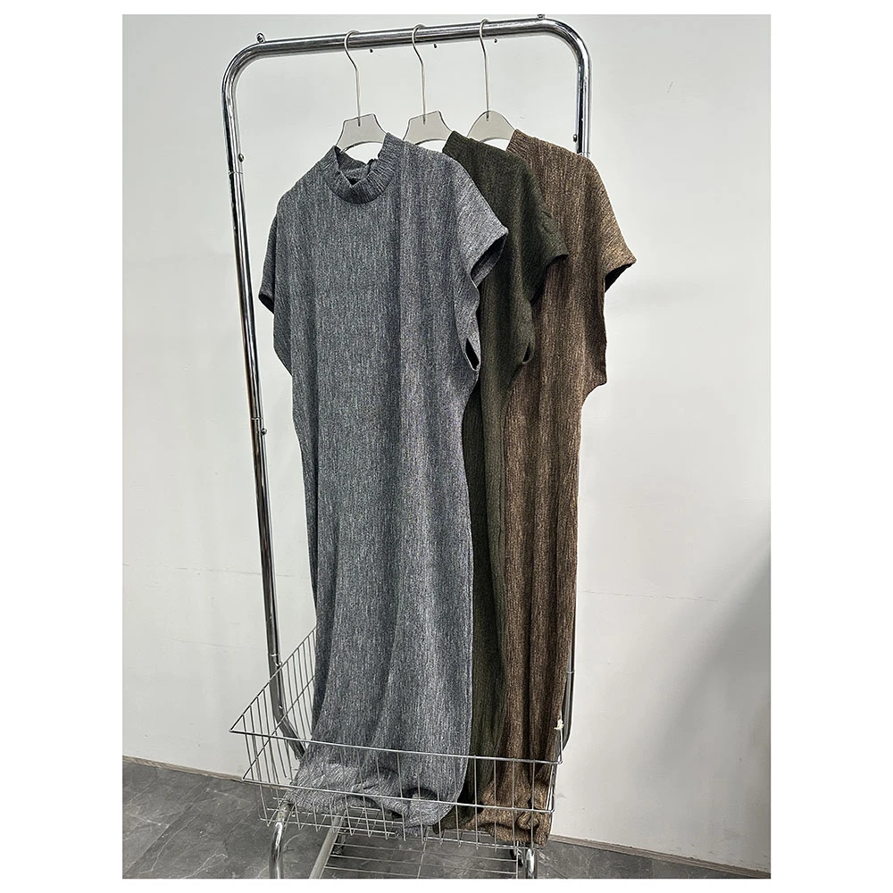 Q346    秋冬新款女士时尚百搭宽松中长款半高领落肩休闲背心裙女