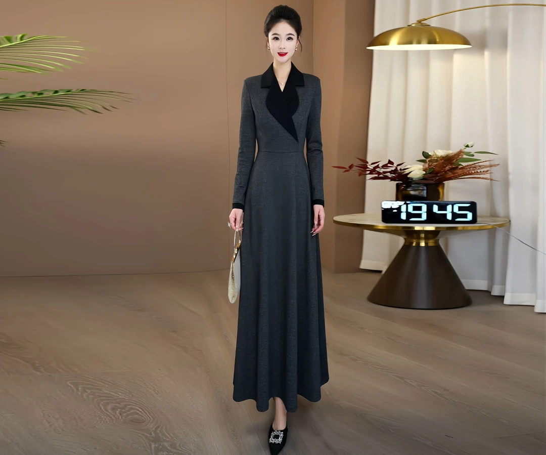 秋高端简约修身连衣裙2025秋季新款遮肉显瘦收腰大摆长裙191