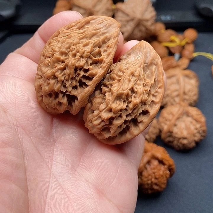 文玩核桃把件半壁江山