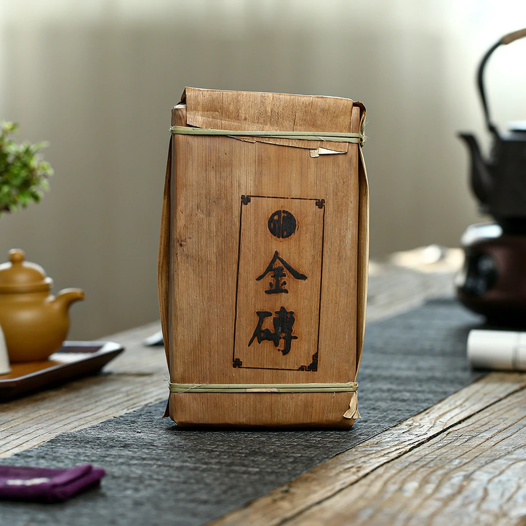 普盛号九十年代 【福字金砖熟茶】云南省西双版纳 熟茶800克