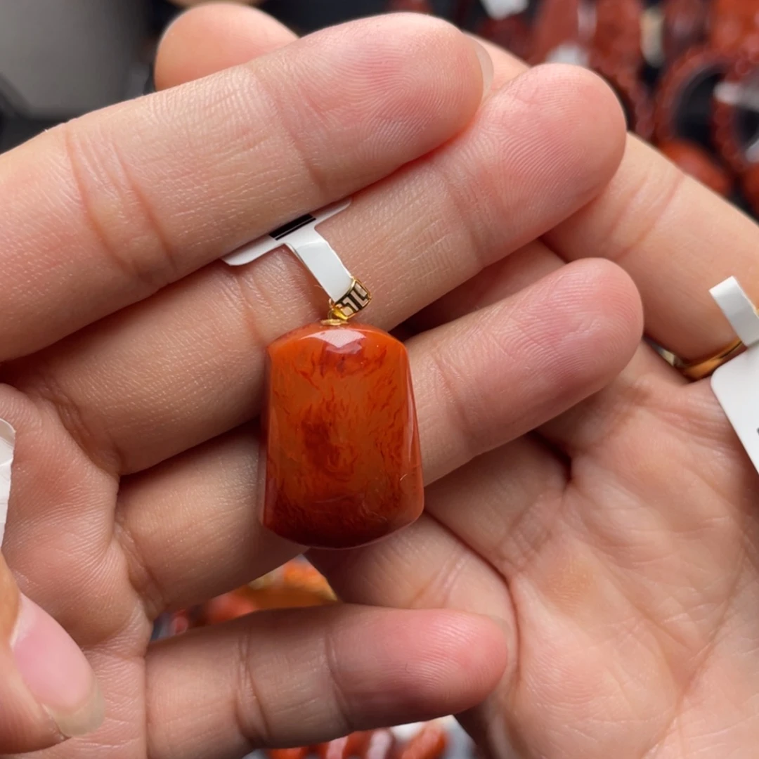 【闪购商品】18K金镶嵌火焰纹无事牌南红玛瑙麦*可