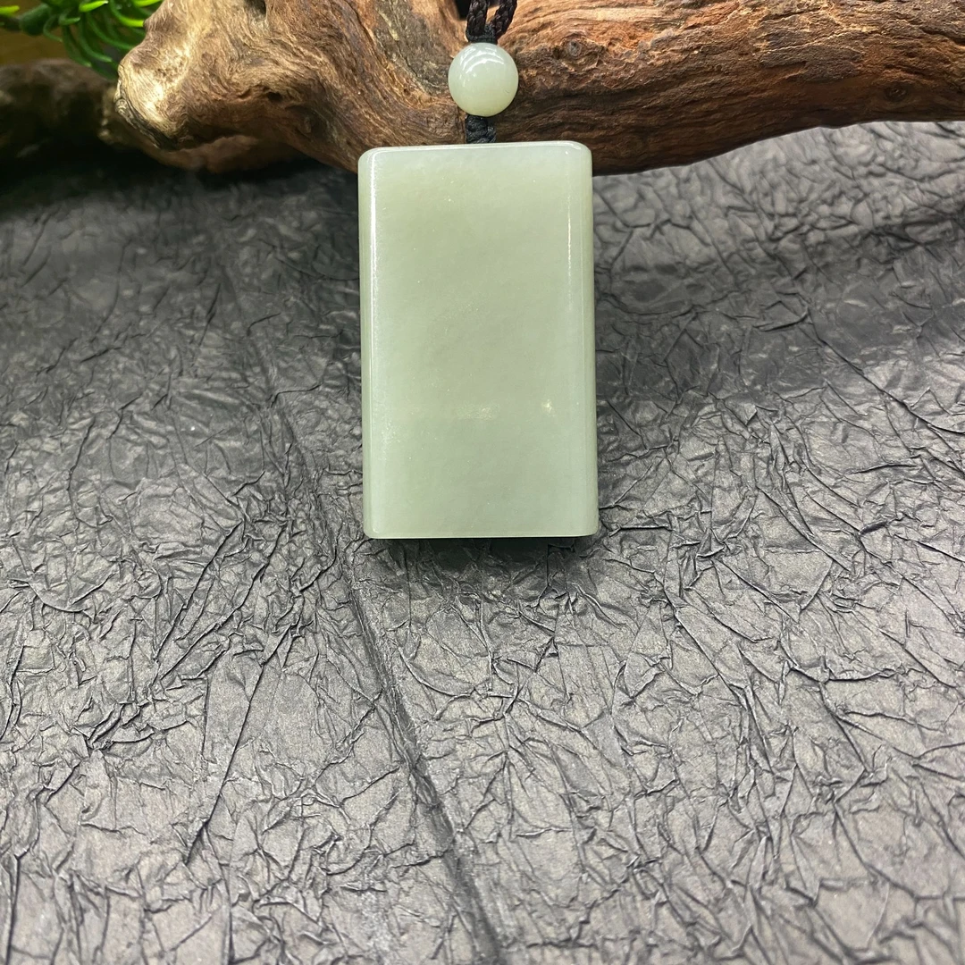 新疆和田玉且末料青白玉无事牌27*44 01136S