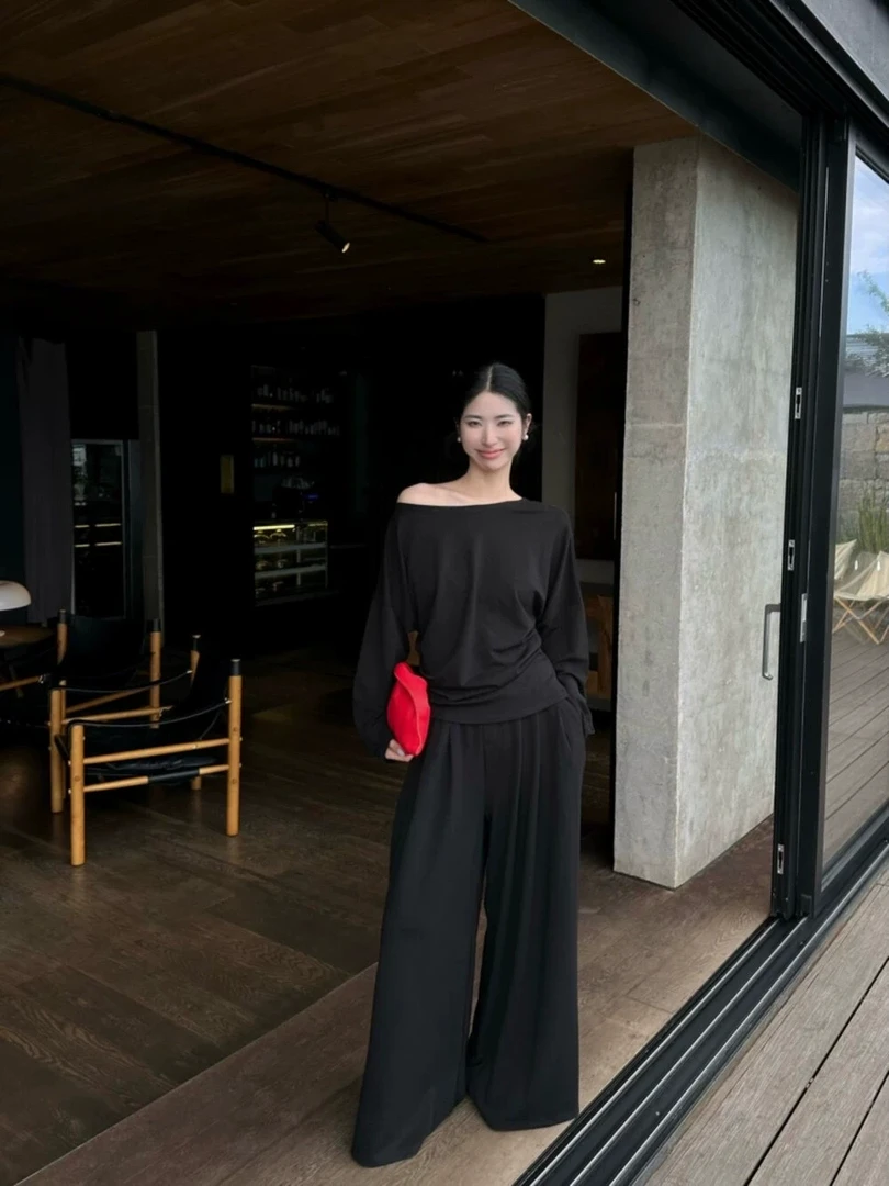 2025早秋新款韩版时尚斜肩长袖T恤与高腰阔腿长裤显瘦套装