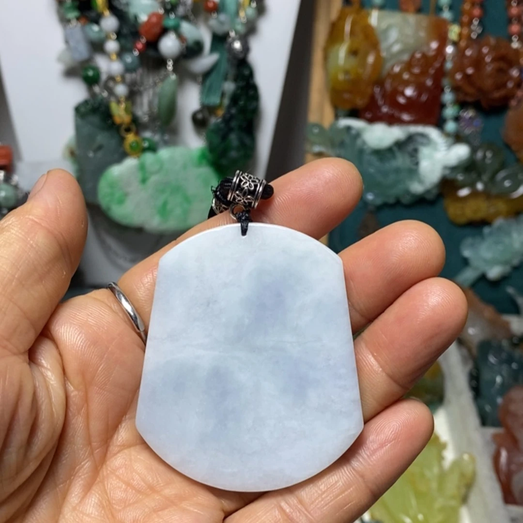 【闪购商品】翡翠吊坠(赠链)未镶嵌